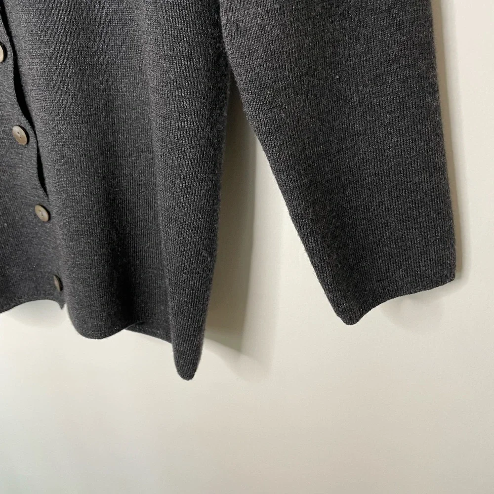 Cardigan Sweater Gray Mark Shale 100% Extra Fine Merino Wool - Picture 7 of 10
